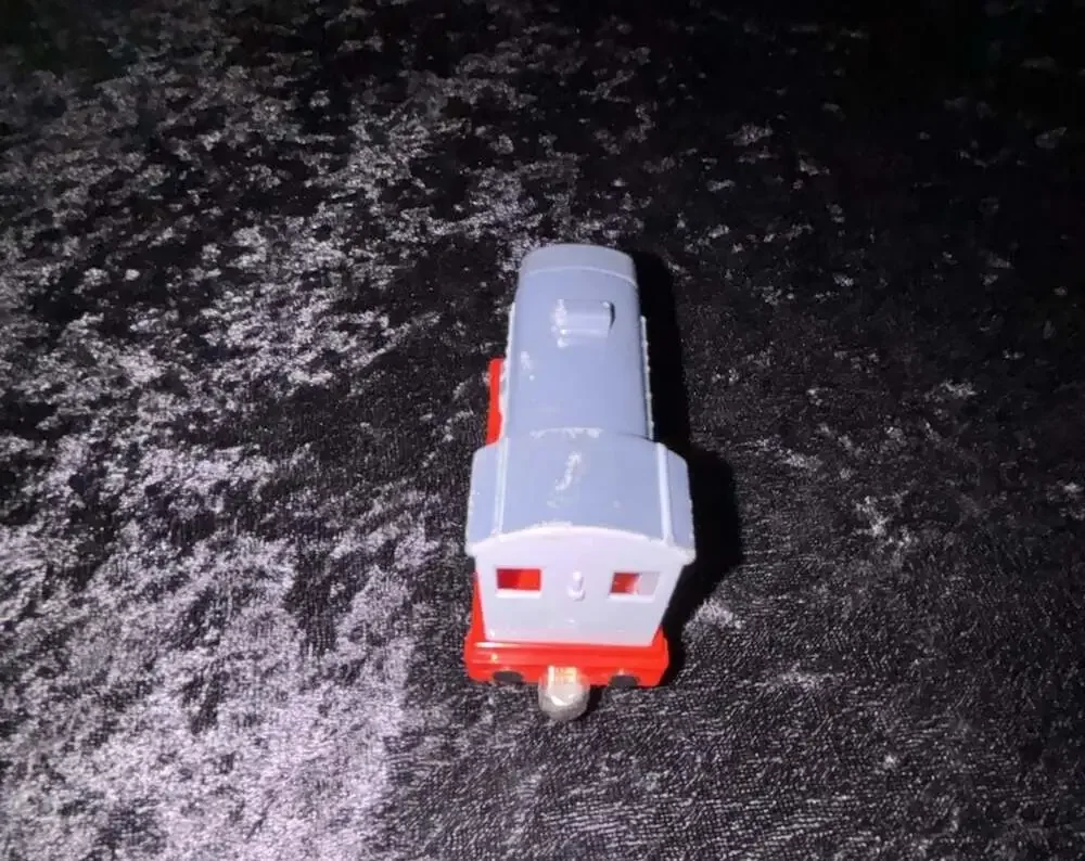 Thomas & Friends Take Along Dennis Diecast Metal Toy Train Engine